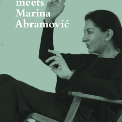 Met Marina Abramović op de sofa